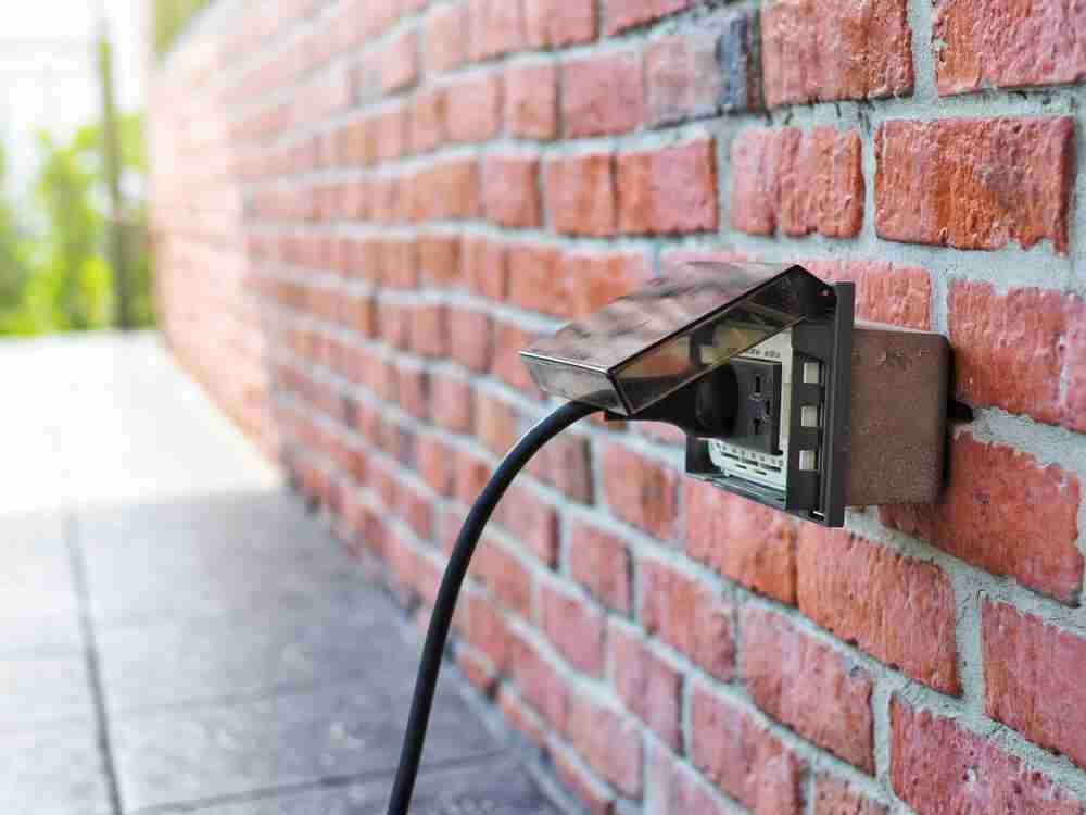 outdoor outlet